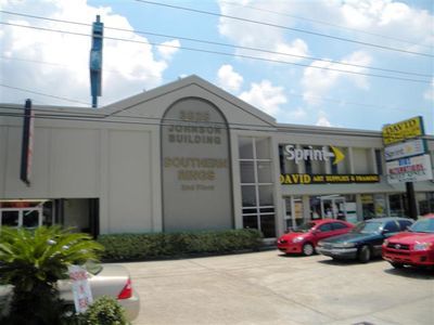 Johnson Building: 3828 Veterans Memorial Blvd, Metairie, LA 70002